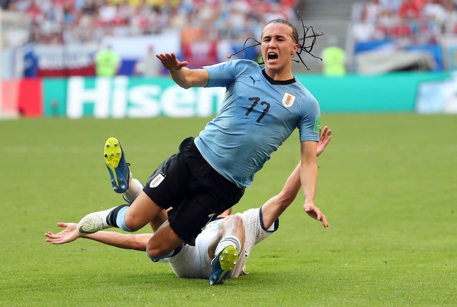 Diego Laxalt encamina su llegada a Peñarol y sería un comodín para Diego Aguirre