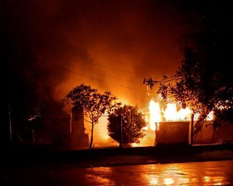 Aguas Dulces incendio escucharon explosiones