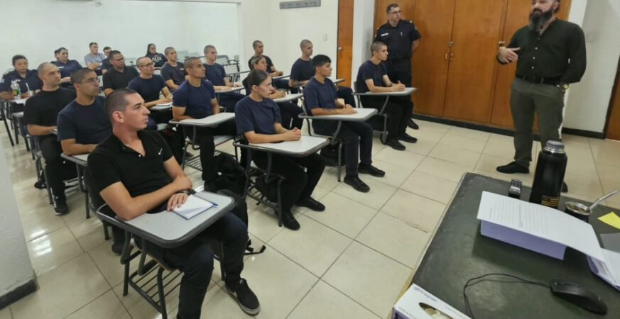 policia uruguay pscicologico