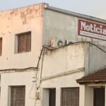 Ómnibus con 47 pasajeros volcó en Flores: hay al menos ocho heridos