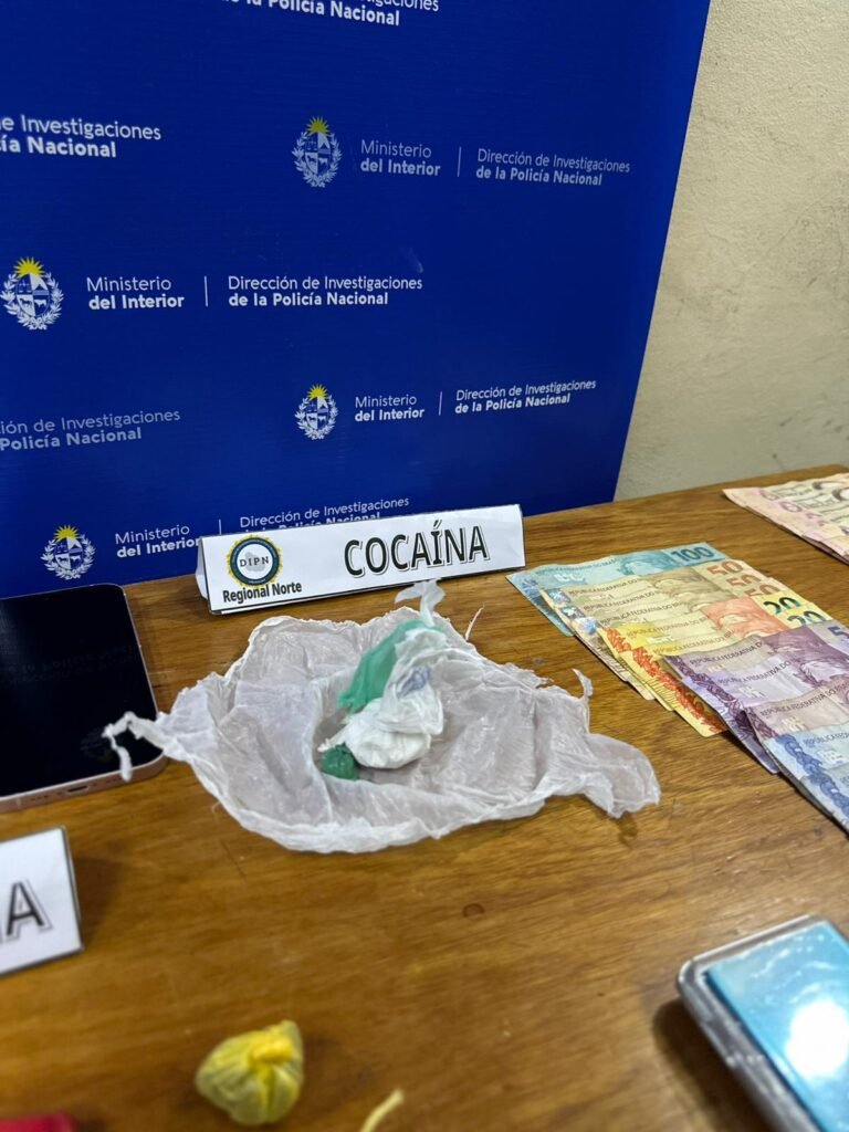 Allanamientos antidrogas en Rivera droga durante varios procedimientos.